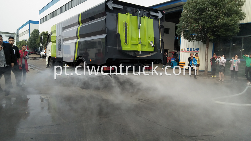 street sweeping truck rear spraying